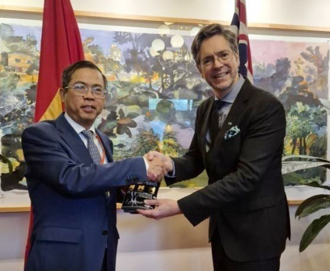 viet nam_australia 2.jpg