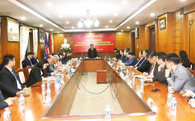 viet nam-lao_xay dung dang 3.jpg