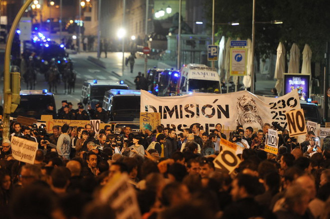 Tây Ban Nha dự báo nợ công tăng lên 100% GDP năm 2015 ảnh 1