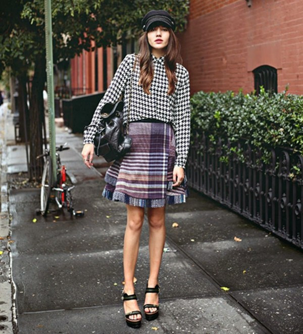 Làm mới bản thân với họa tiết "nanh sói" đầy cá tính ảnh 1