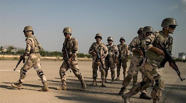 50.000 binh sỹ Iran diễn tập quốc phòng quy mô lớn ở Tehran ảnh 1