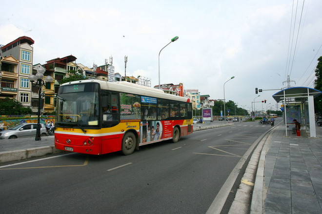 Hà Nội sẽ mở rộng vùng phục vụ của xe buýt trong năm 2015 ảnh 1