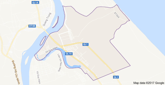 Quảng Bình: Xe container đấu đầu xe tải đông lạnh, giao thông ách tắc ảnh 1