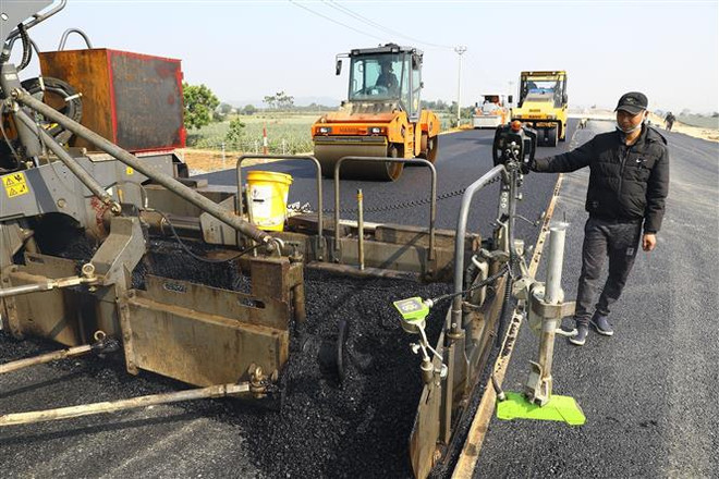 Quảng Ninh: Nhiều dự án trọng điểm "bị chậm" vì thiếu vật liệu san lấp ảnh 2