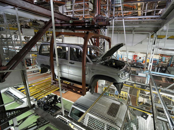 Nga có kế hoạch lắp ráp ôtô UAZ tại Việt Nam trong năm 2016 ảnh 1