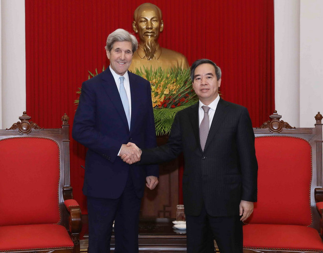 Trưởng ban Kinh tế Trung ương tiếp cựu Ngoại trưởng Mỹ John Kerry ảnh 1