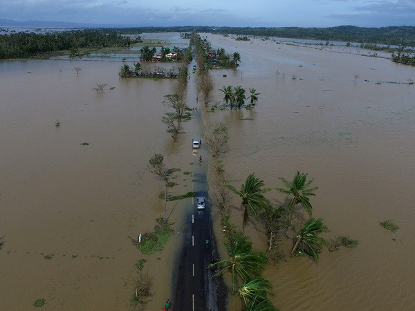 Bão lớn tại Đông Nam nước Mỹ khiến hàng chục người thương vong ảnh 1