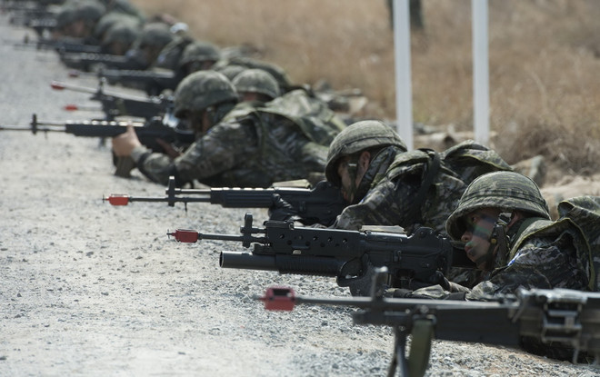 Mỹ-Thái Lan mở màn cuộc tập trận Hổ mang Vàng 2016 ảnh 1