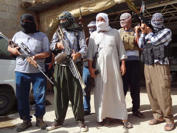 Libya liệt các phiến quân Hồi giáo là "phần tử khủng bố" ảnh 1