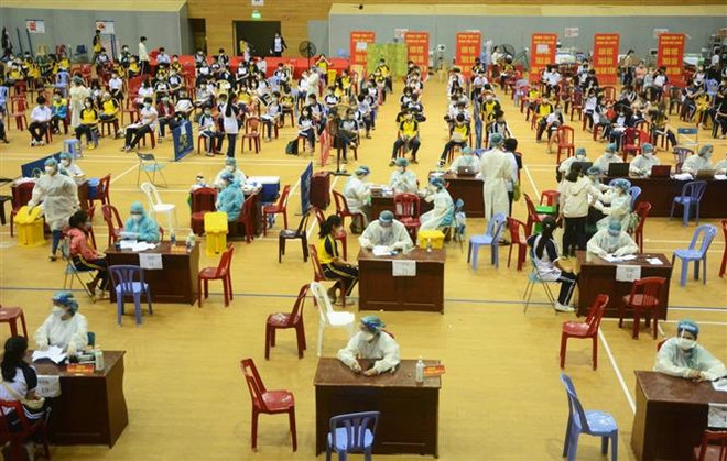 Tăng cường giám sát để phát hiện sớm ca mắc COVID-19 trong cộng đồng ảnh 1