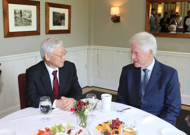 Tổng Bí thư thăm gia đình cựu Tổng thống Hoa Kỳ Bill Clinton ảnh 1