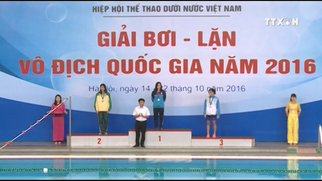 [Video] Sôi động ngày đầu thi đấu giải bơi lội vô địch quốc gia ảnh 1
