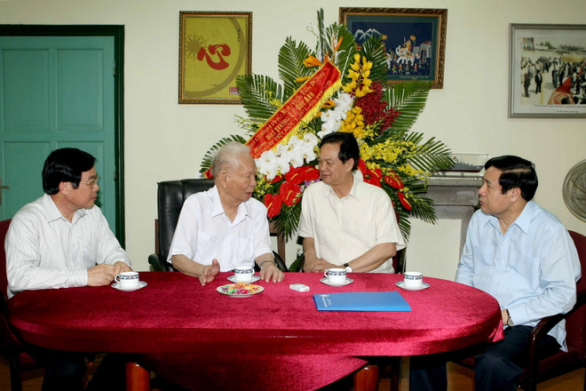 Thủ tướng thăm nguyên Chủ tịch nước, Đại tướng Lê Đức Anh ảnh 1