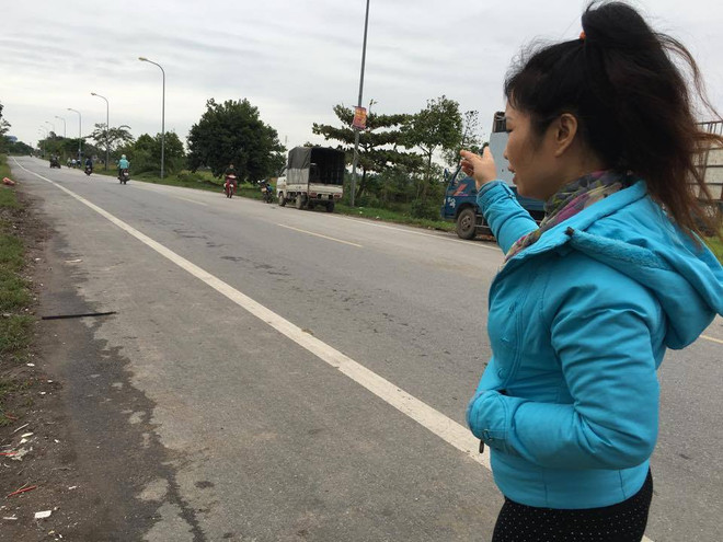 Bị truy đuổi, kẻ trộm chó dùng mã tấu cướp xe người đi đường ảnh 1