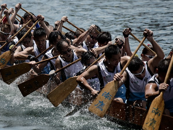 [Photo] Liên hoan đua thuyền Rồng hàng năm tại Hong Kong ảnh 1