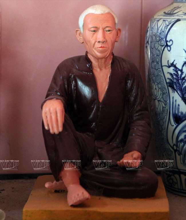 Gặp nghệ nhân tài hoa của làng nghề tạc tượng gỗ truyền thần ảnh 14