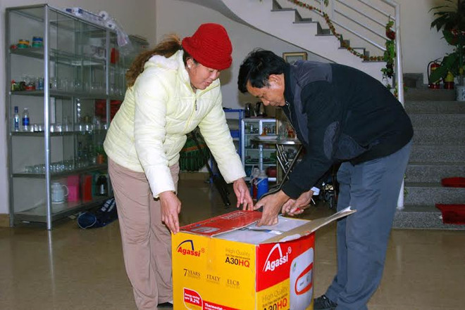 Tết đến, điện về bừng sáng nơi đảo xa vùng Đông Bắc Tổ quốc ảnh 2