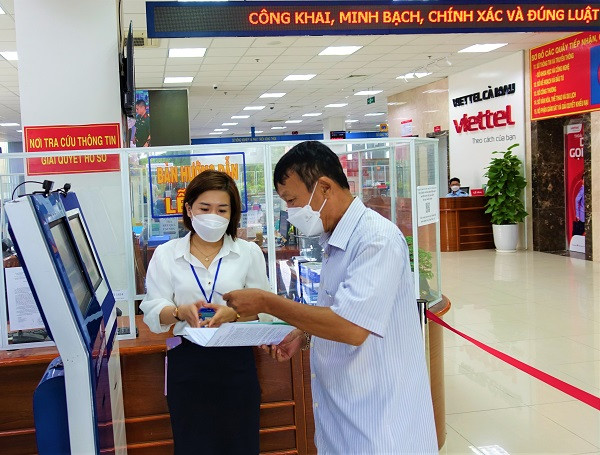 Cà Mau đẩy mạnh cải cách hành chính, lấy người dân làm trung tâm ảnh 1