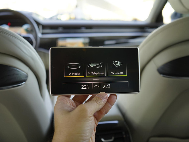 Giá 2,3 tỷ đồng, Audi A8 mới mang nhiều nét đột phá ấn tượng ảnh 12