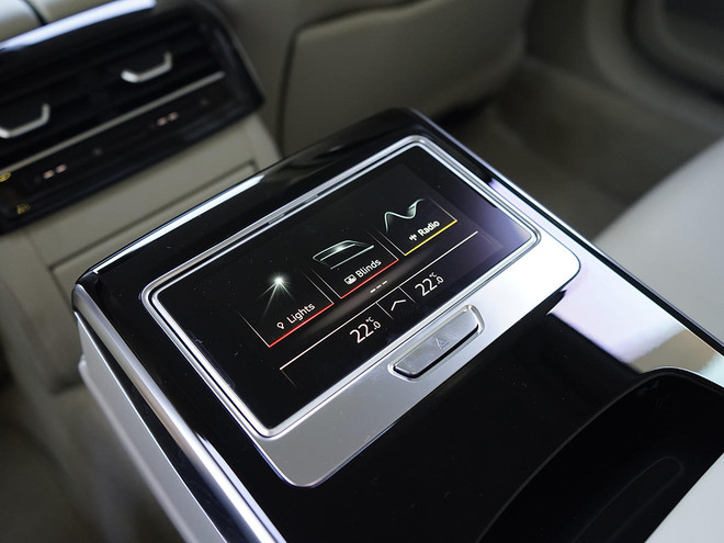 Giá 2,3 tỷ đồng, Audi A8 mới mang nhiều nét đột phá ấn tượng ảnh 11