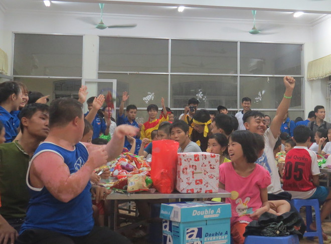 Khát khao Tết đoàn viên nơi mái ấm làng “da cam” Hữu Nghị ảnh 1