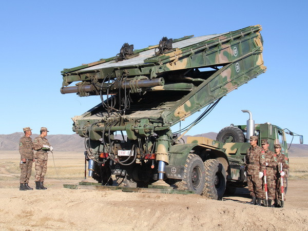 Trung Quốc tăng khoảng 10% ngân sách dành cho quốc phòng ảnh 1