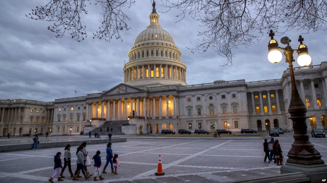 Luật ngân sách được thông qua, Chính phủ Mỹ chính thức "thoát hiểm" ảnh 1