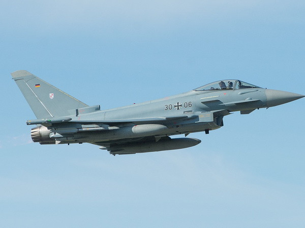 Thổ Nhĩ Kỳ cho phép NATO tăng chuyến bay tuần tra dọc biên giới Syria ảnh 1