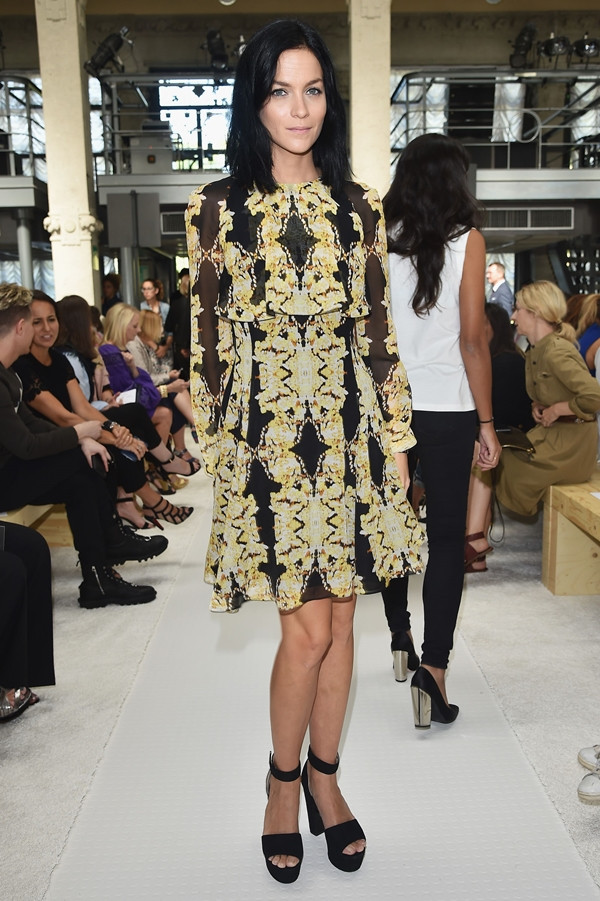 Điểm mặt những ngôi sao mặc đẹp nhất Tuần lễ thời trang Milan ảnh 10