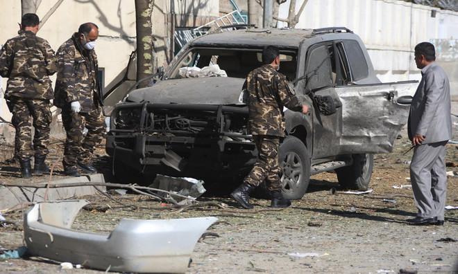 Đánh bom liều chết nhằm vào xe của Đại sứ quán Anh tại Kabul ảnh 1