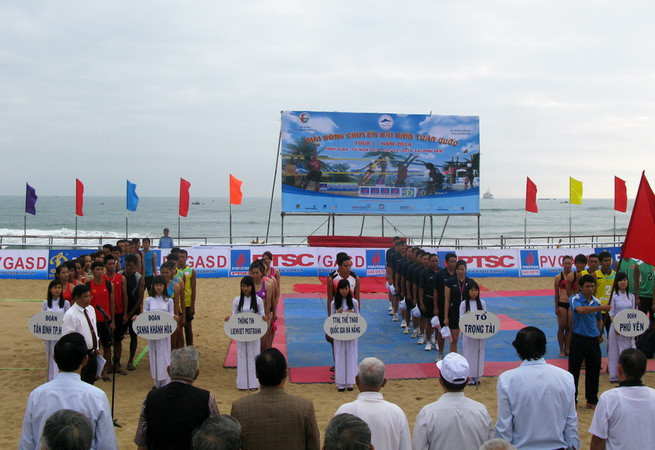 Khai mạc Giải bóng chuyền bãi biển toàn quốc 2014 ảnh 1