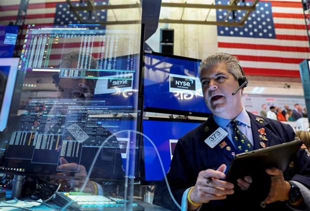 Phố Wall phục hồi mạnh mẽ, dứt chuỗi giảm bốn phiên liên tiếp ảnh 1