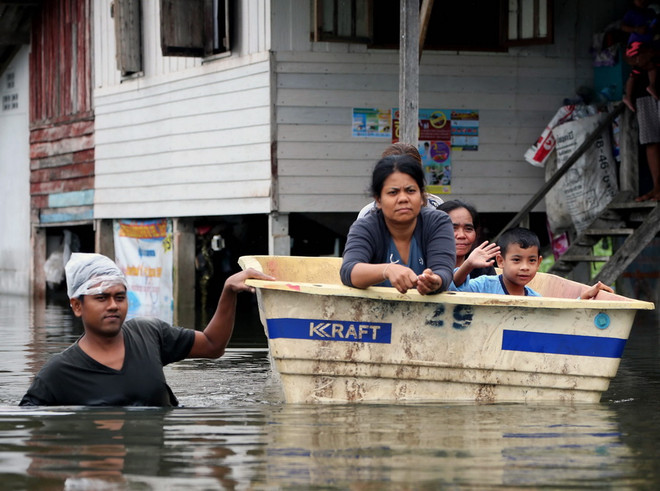 Hơn 1 triệu người bị ảnh hưởng bởi lũ lụt ở miền Nam Thái Lan ảnh 1
