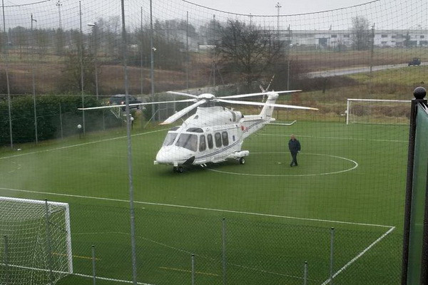 Chính giới Italy chỉ trích thủ tướng về việc sử dụng chuyên cơ ảnh 1