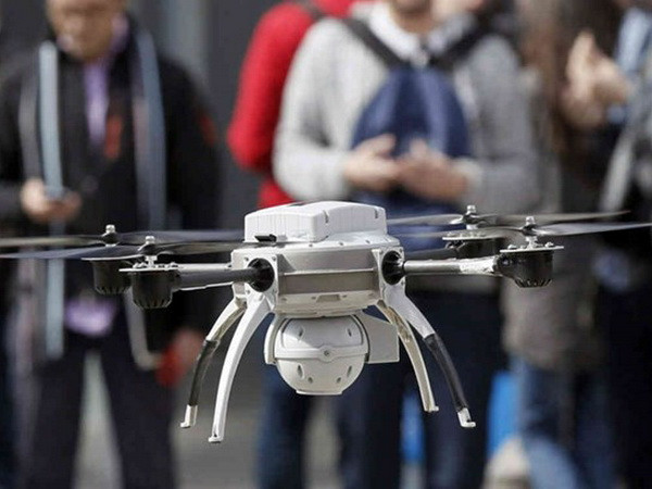 [Video] Máy bay không người lái tiếp tục "đột kích" ở Paris ảnh 1