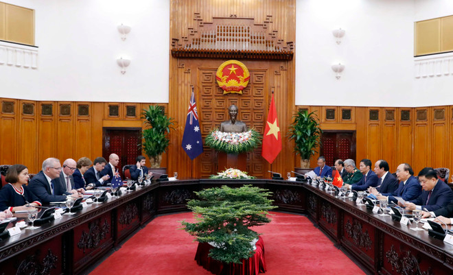 Thủ tướng Chính phủ Nguyễn Xuân Phú hội đàm với Thủ tướng Scott Morrison. (Ảnh: Thống Nhất/TTXVN) Thủ tướng Nguyễn Xuân Phúc đón, hội đàm với Thủ tướng Australia ảnh 2