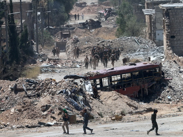 Liên minh Arab-Kurd chiếm một thành trì của IS ở Syria ảnh 1