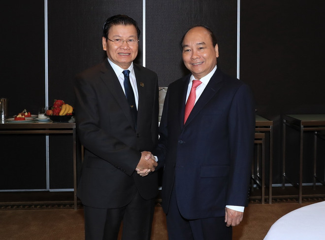 Thủ tướng Chính phủ Nguyễn Xuân Phúc gặp Thủ tướng Chính phủ Lào ảnh 1