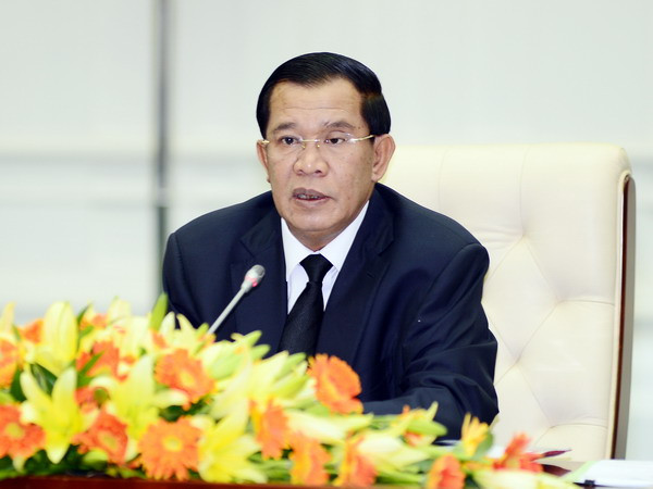 Thủ tướng Campuchia Hun Sen tuyên bố sẽ "không tha thứ" bất cứ mưu toan đảo chính nào. (Nguồn: AFP/TTXVN phát) Thủ tướng Hun Sen: Không tha thứ cho mưu toan đảo chính ảnh 1