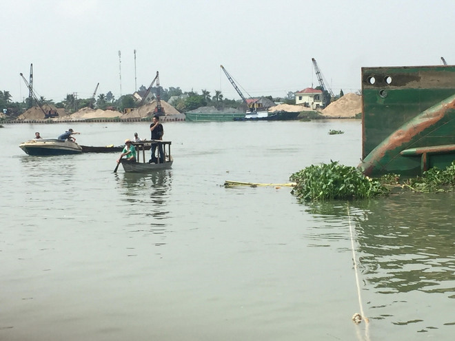 Khắc phục hậu quả vụ lật sà lan làm 3 người chết, mất tích ảnh 1