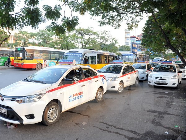 Ảnh minh họa. (Nguồn: TTXVN) Bộ Tài chính công bố mức thuế để tính giá cơ sở xăng, dầu quý 2 ảnh 1