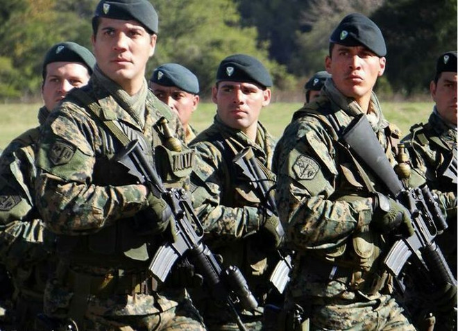 Argentina cho phép quân đội tham gia đảm bảo an ninh trong nước ảnh 1