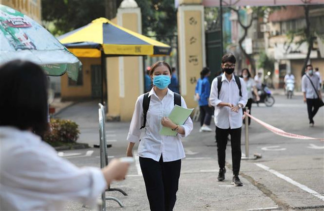 Hà Nội giữ nguyên phương thức tuyển sinh lớp 10 chương trình song bằng ảnh 1
