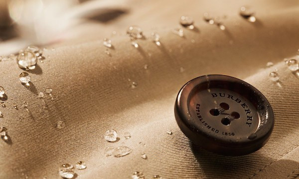 Những bí mật của hãng thời trang 158 năm tuổi Burberry ảnh 5