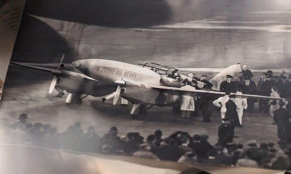 Những bí mật của hãng thời trang 158 năm tuổi Burberry ảnh 16