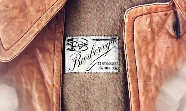 Những bí mật của hãng thời trang 158 năm tuổi Burberry ảnh 10
