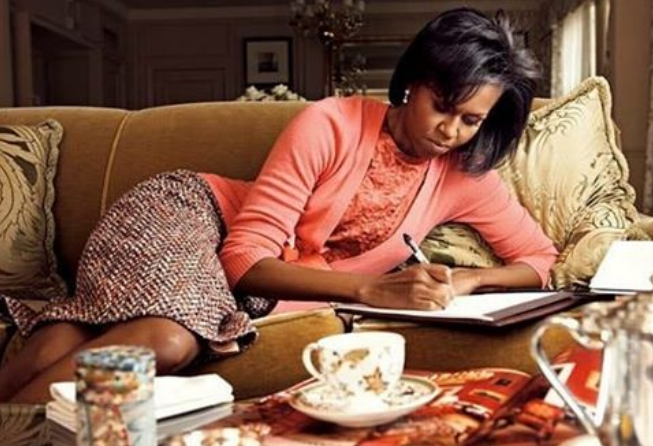 8 bí quyết mặc đẹp như Đệ nhất phu nhân Mỹ Michelle Obama ảnh 9