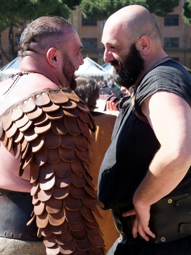 Sống trong khung cảnh La Mã cổ đại ngay giữa thành Rome hiện tại ảnh 4