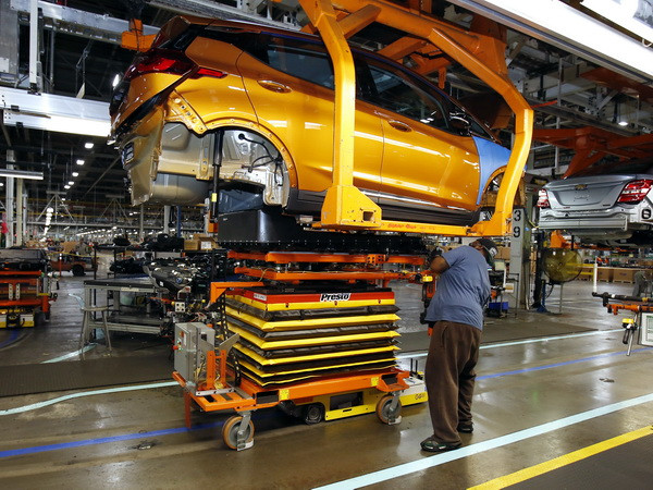 GM lên kế hoạch giới thiệu 10 dòng xe điện ra thị trường Trung Quốc ảnh 1