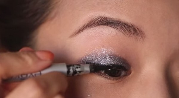 "Mách nước" bạn gái trang điểm khi đi chơi trong ngày Valentine ảnh 5